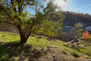 201 Friday Rd, Pittsburgh, PA 15209 - Photo 12