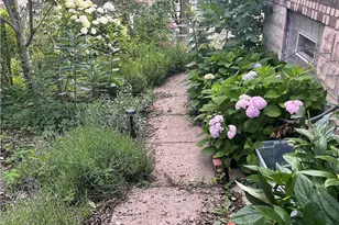 201 Friday Rd, Pittsburgh, PA 15209 - Photo 10