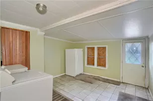 2007 Tony St, Shenango Township, PA 16101 - Photo 8