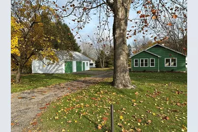 209 Miller Ave, Union Township, PA 16101 - Photo 1