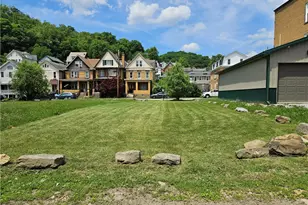 353 2nd St, Pitcairn, PA 15140 - Photo 1