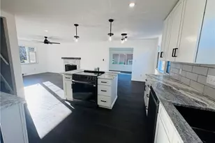 3138 Chestnut St, Murrysville, PA 15668 - Photo 8