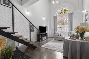 2132 Sarah St, Pittsburgh, PA 15203 - Photo 2