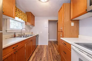 524 Wildwood Ave, New Castle, PA 16105 - Photo 8