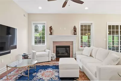 3290 Long Meadow Dr, Hampton, PA 15101 - Photo 10