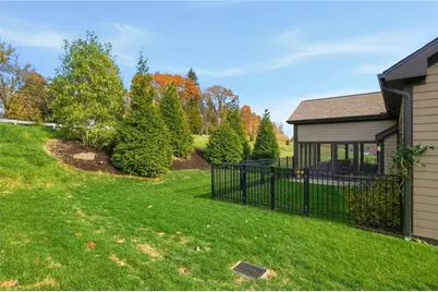 3290 Long Meadow Dr, Hampton, PA 15101 - Photo 42