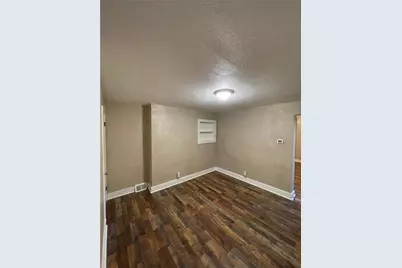 8 Center St, Harrison Township, PA 15065 - Photo 4