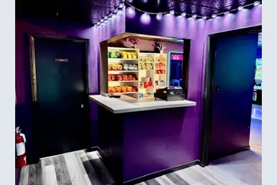 438 Line Ave, Ellwood City, PA 16117 - Photo 32