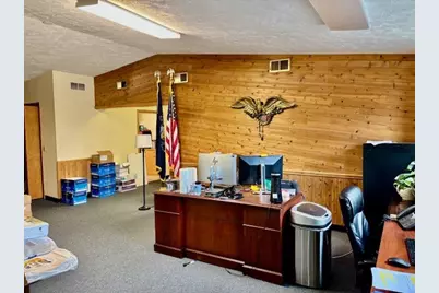 438 Line Ave, Ellwood City, PA 16117 - Photo 8