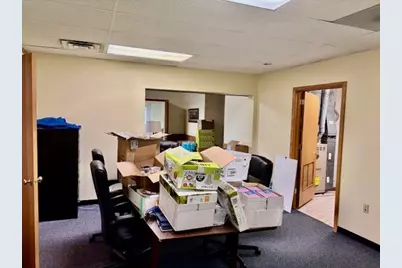 438 Line Ave, Ellwood City, PA 16117 - Photo 16