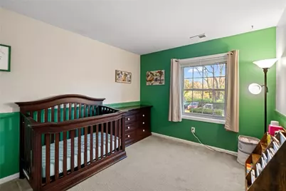 1100 Chatham Park Dr #K, Scott Township, PA 15216 - Photo 6