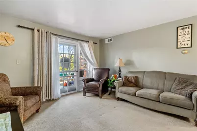 1100 Chatham Park Dr #K, Scott Township, PA 15216 - Photo 20