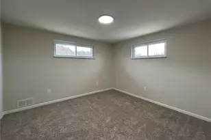 389 Rural Valley Rd, Buffalo Township, PA 15323 - Photo 20