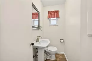 1705 Hassam, Moon/Crescent Twp, PA 15108 - Photo 18