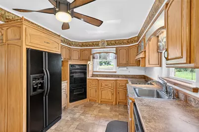 1705 Hassam, Moon/Crescent Twp, PA 15108 - Photo 16