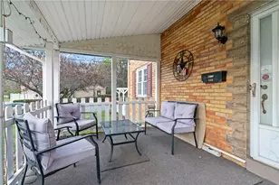 960 2nd St, Baden, PA 15005 - Photo 2