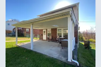 995 Forsythe Rd, Carnegie, PA 15106 - Photo 6