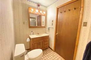 995 Forsythe Rd, Carnegie, PA 15106 - Photo 24