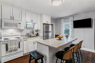 2709 Larkins Wy, Pittsburgh, PA 15203 - Photo 6