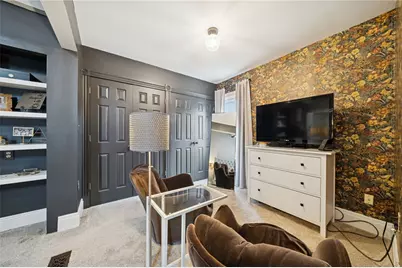 27 S 5th St, Youngwood, PA 15697 - Photo 18