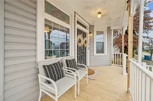 27 S 5th St, Youngwood, PA 15697 - Photo 4