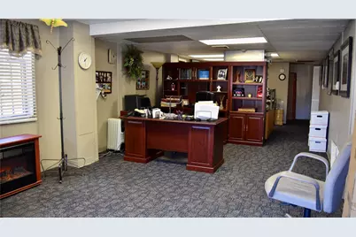 301 Old Washington Pike, Scott Township, PA 15106 - Photo 10