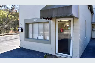 301 Old Washington Pike, Scott Township, PA 15106 - Photo 6