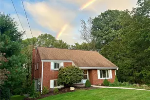 127 Surrey Dr, Murrysville, PA 15626 - Photo 1