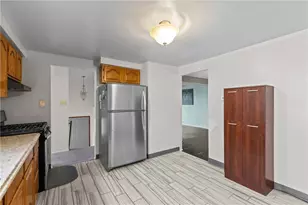 26 Edinburg Dr, Pittsburgh, PA 15235 - Photo 10