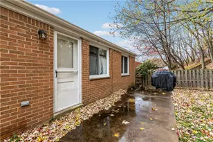 26 Edinburg Dr, Pittsburgh, PA 15235 - Photo 26