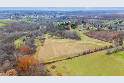 33 Orchard Dr, Sewickley Township, PA 15637 - Photo 4