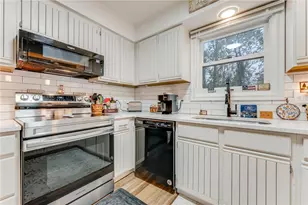 412 Chandler Pl, Pittsburgh, PA 15212 - Photo 12