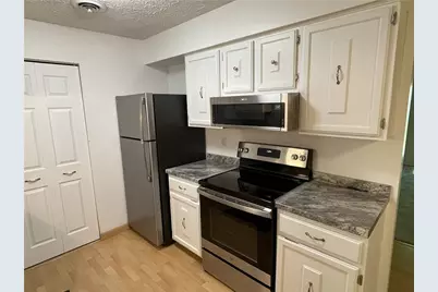 300 Gilkeson Road #C7, Pittsburgh, PA 15228 - Photo 6