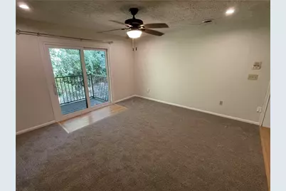 300 Gilkeson Road #C7, Pittsburgh, PA 15228 - Photo 2