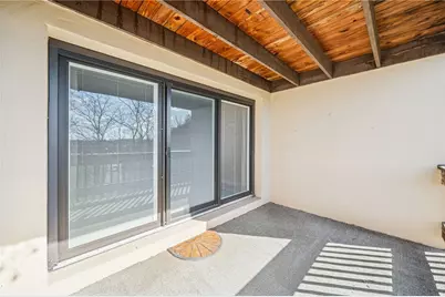 2034 Swallow Hill Rd #306, Scott Township, PA 15220 - Photo 8