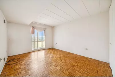 2034 Swallow Hill Rd #306, Scott Township, PA 15220 - Photo 18