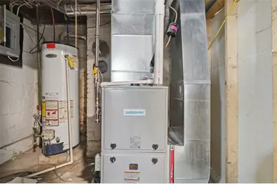 4423 Outlook Dr, West Mifflin, PA 15122 - Photo 24