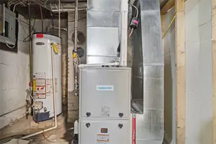 4423 Outlook Dr, West Mifflin, PA 15122 - Photo 24