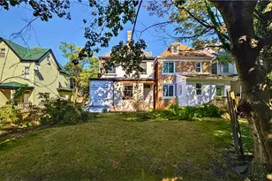 3021 Zephyr Ave, Pittsburgh, PA 15204 - Photo 2