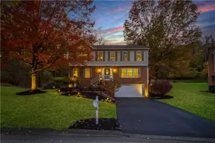 210 Timberlake Dr, Peters Township, PA 15367 - Photo 2