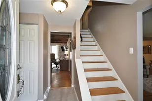 129 Wyngate Rd, Moon/Crescent Twp, PA 15108 - Photo 4