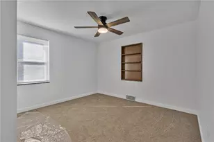 1526 Elgin St, Aliquippa, PA 15001 - Photo 10