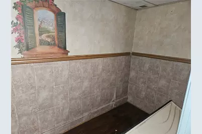 2215 Ardmore Blvd #1, Pittsburgh, PA 15221 - Photo 8