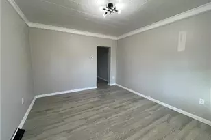 405 Sumner Ave, New Castle, PA 16105 - Photo 4