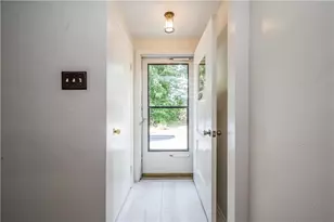 334 Moon Clinton Rd, Moon/Crescent Twp, PA 15108 - Photo 4