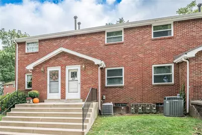 334 Moon Clinton Rd #B, Moon/Crescent Twp, PA 15108 - Photo 2