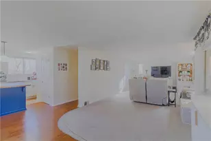 739 Linda Dr, Pittsburgh, PA 15226 - Photo 4