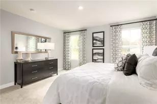 468 Clubhouse Dr, Rostraver, PA 15012 - Photo 10