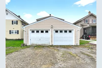 2202 McMinn St, Aliquippa, PA 15001 - Photo 4