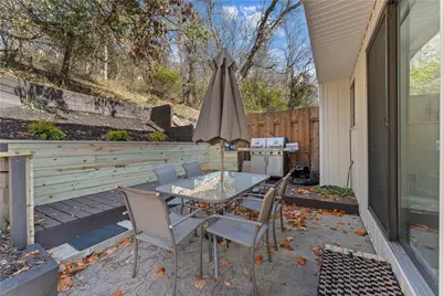 55A Bethany Dr, Pittsburgh, PA 15215 - Photo 18